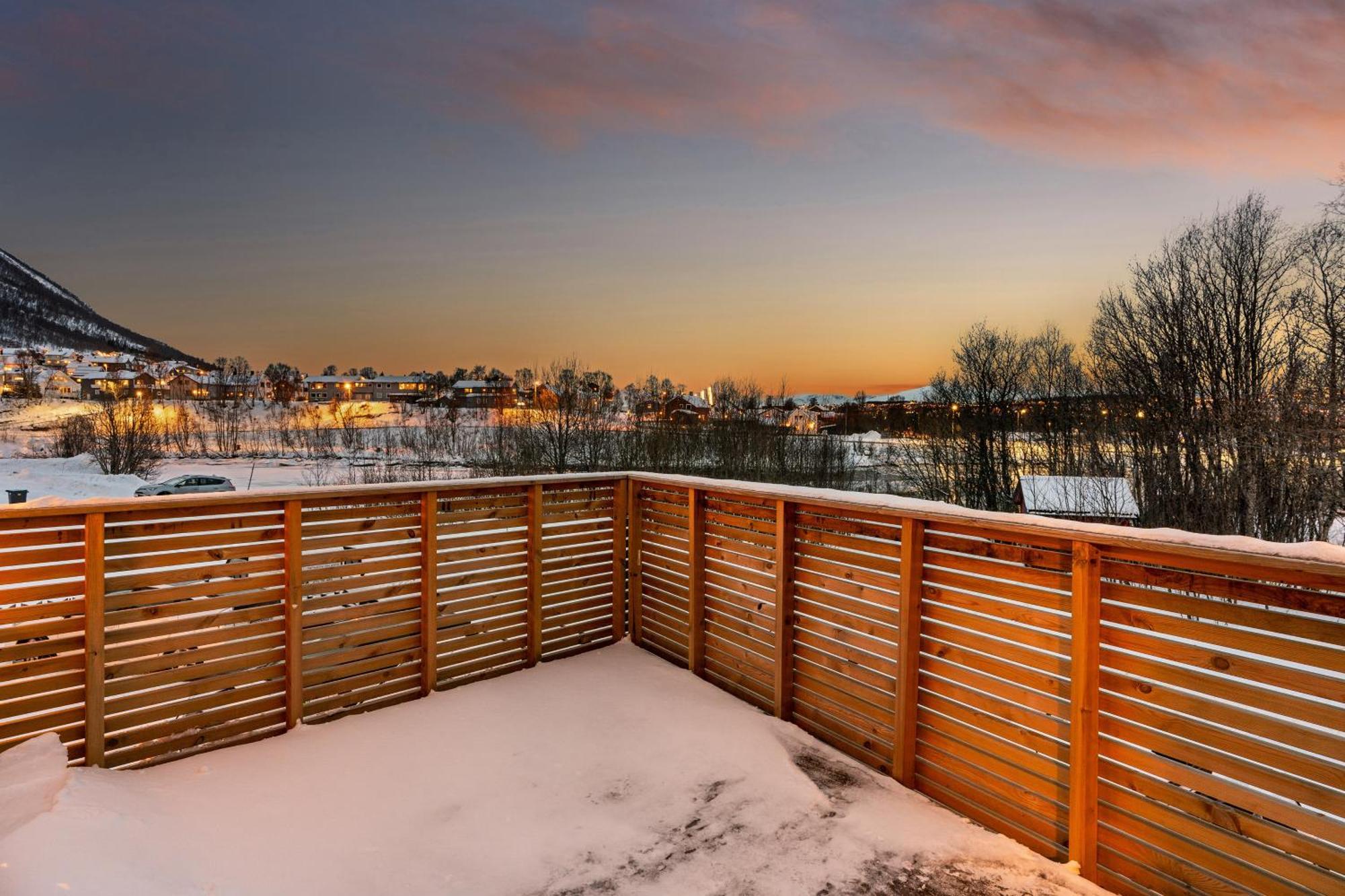Arctic Aurora I Sauna I Free Parking Apartment *